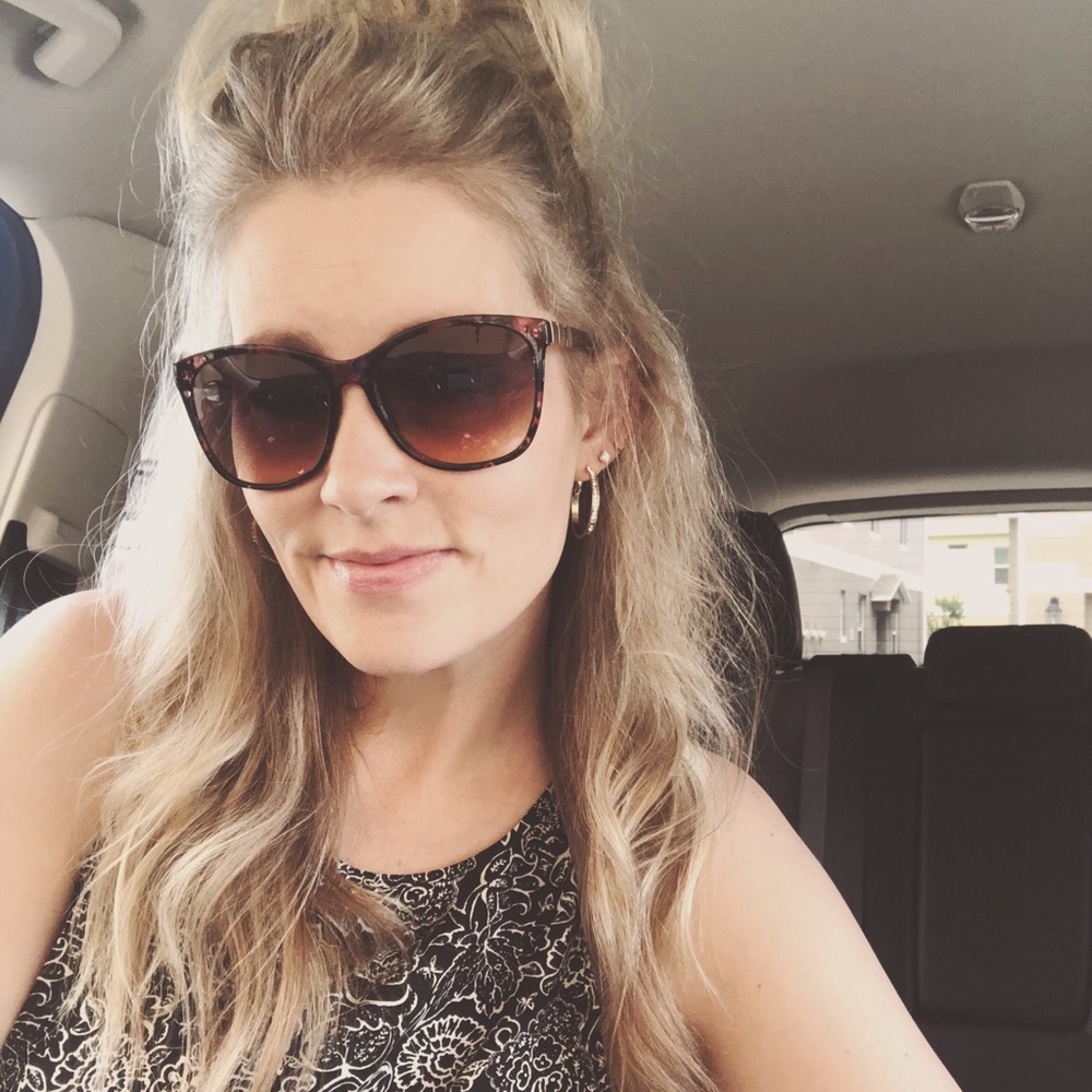 Meet your Posher, Brandi